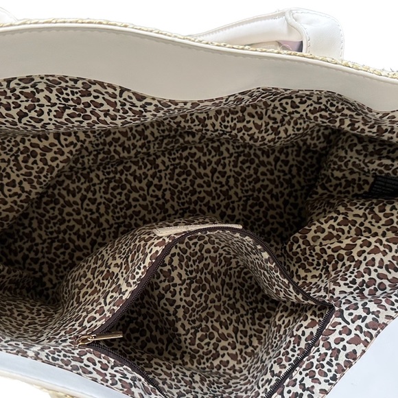 Dream Control Rattan/ Straw Tote Medium - Picture 4 of 13